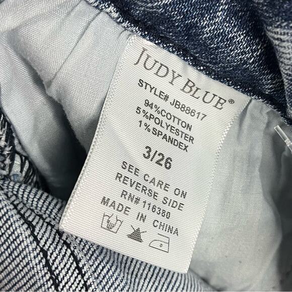 Judy Blue straight leg jeans - Picture 2 of 15